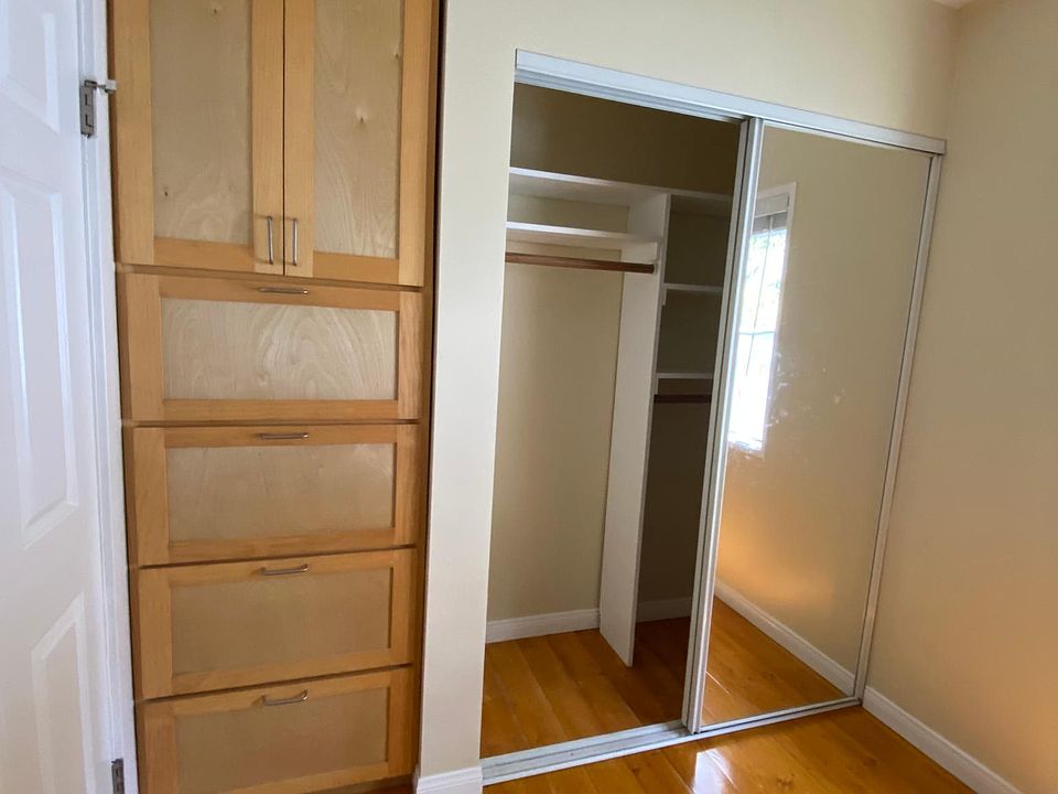 1st image of 511 Ashland Ave #B
