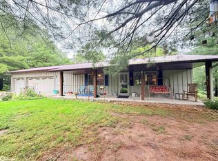 22350 Smith St, Keosauqua, IA 52565