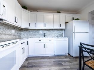 4281 NW 41st St APT 217, Lauderdale Lakes, FL 33319