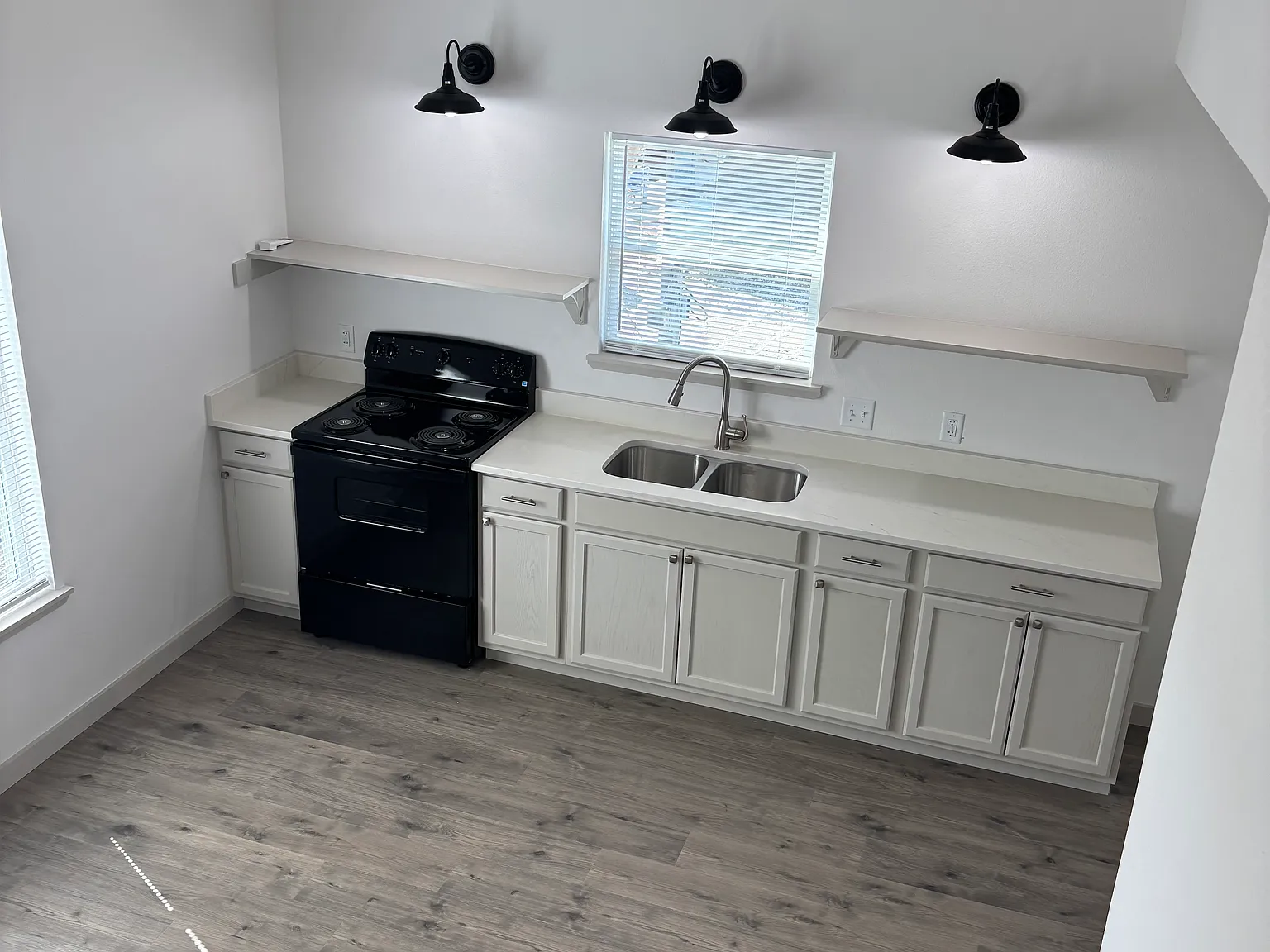 2 bed, 650 sqft, $1,450 — Photo 4