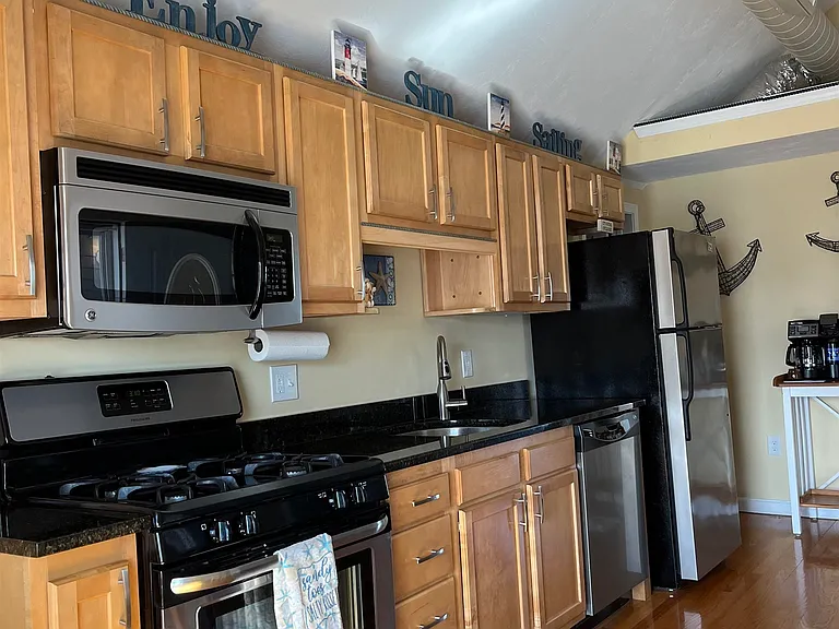 116 Central Ave #3 — Photo 24
