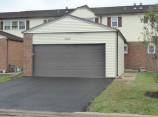 6834 Winston Dr, Tinley Park, IL 60477