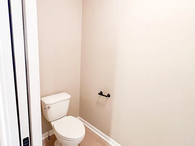 108 Woodtrace Ct — Photo 16