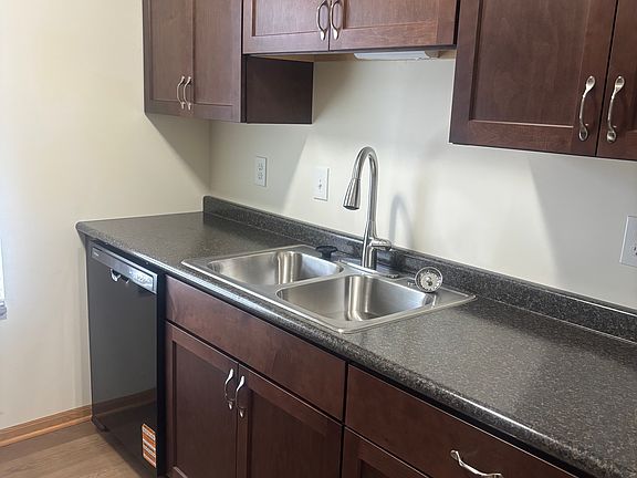 4th image of 101 Timberbrook Ct #9bb5ef1e2