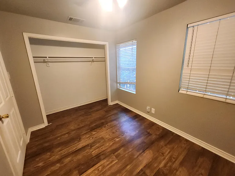 2714 Whitis Ave #C — Photo 9