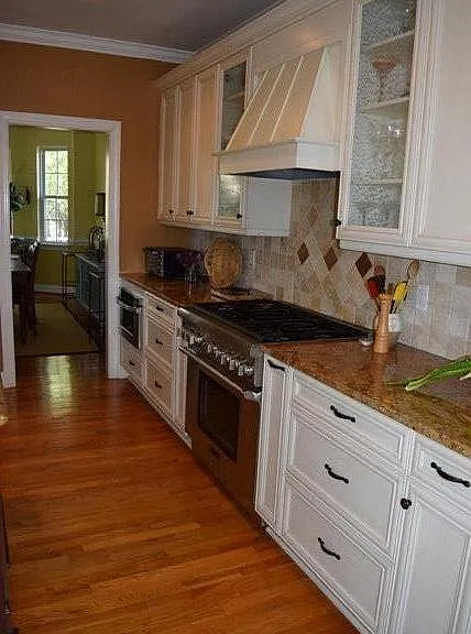 1261 Caperton Way — Photo 2