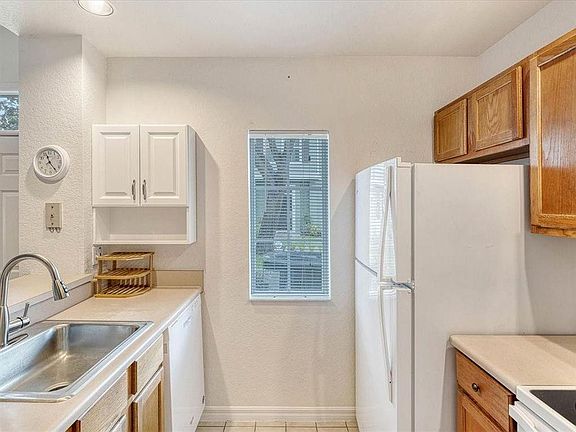 2nd image of 2203 San Vittorino Cir APT 102