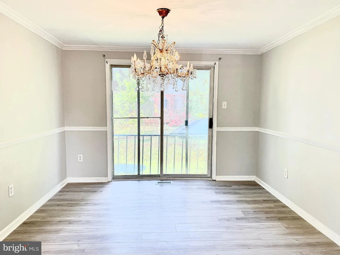 4 bed, 3.5 bath, 1776 sqft, $3,850 — Photo 2