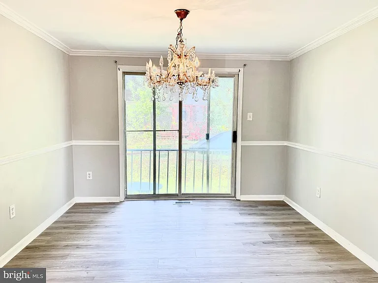 2 Cinnabar Ct — Photo 2