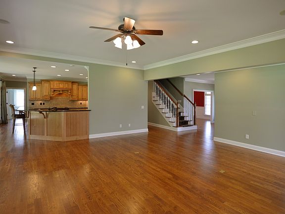 5th image of 8708 Notting Hill Way