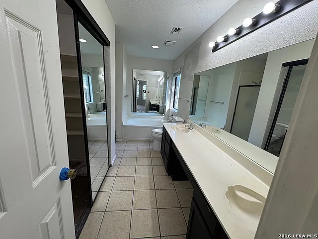 9839 Logans Ridge Dr — Photo 11