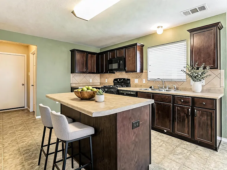 10640 Colfax Dr — Photo 10