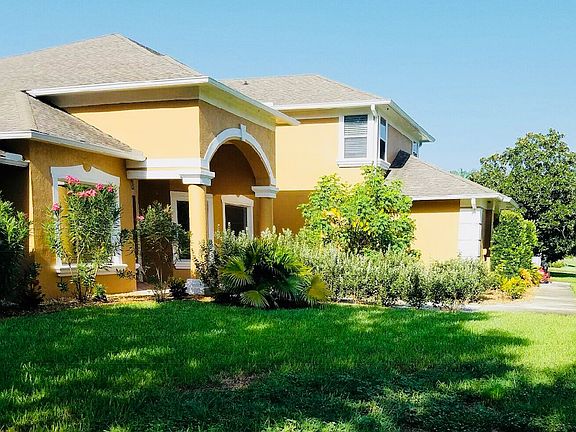 3rd image of 13532 Magnolia Park Ct