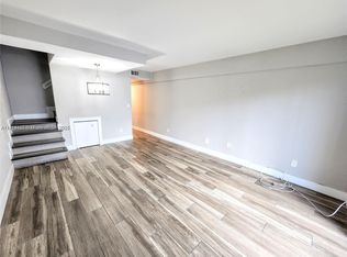 1201 SW 42nd Ave #201, Miami, FL 33134
