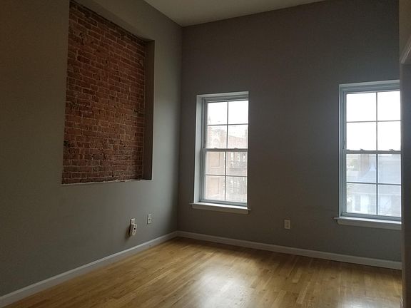 4th image of 673 Bergen Ave #3C