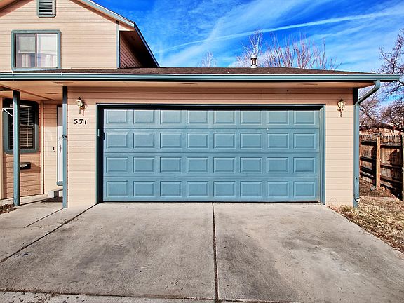 2nd image of 571 N Park Ct