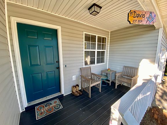 2nd image of 4308 Dews Pond Rd SE