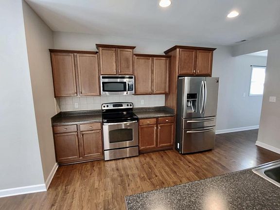 4th image of 1525 Gallant Fox Ct