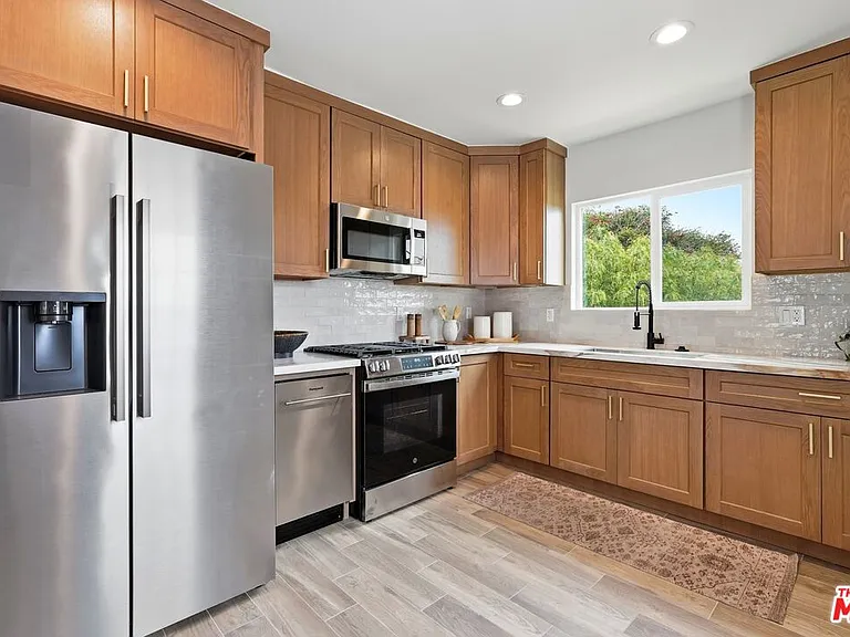 5452 Harcross Dr — Photo 22