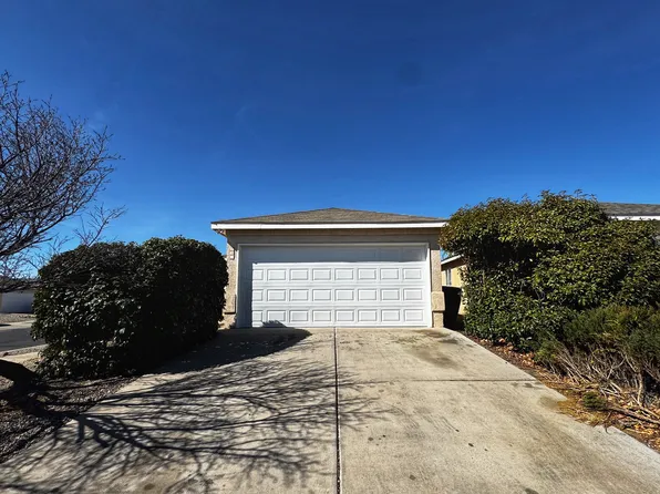 331 Calle Amarillo SW, Albuquerque, NM 87121