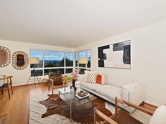 4th image of 6238 51st Ave NE