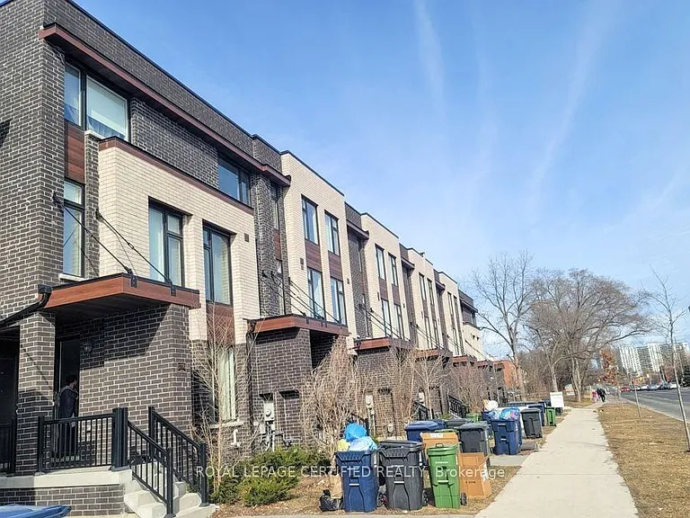 1762 A Lawrence Ave W #1 — Photo 1