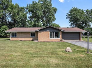 3804 Sunset Dr, Valparaiso, IN 46383