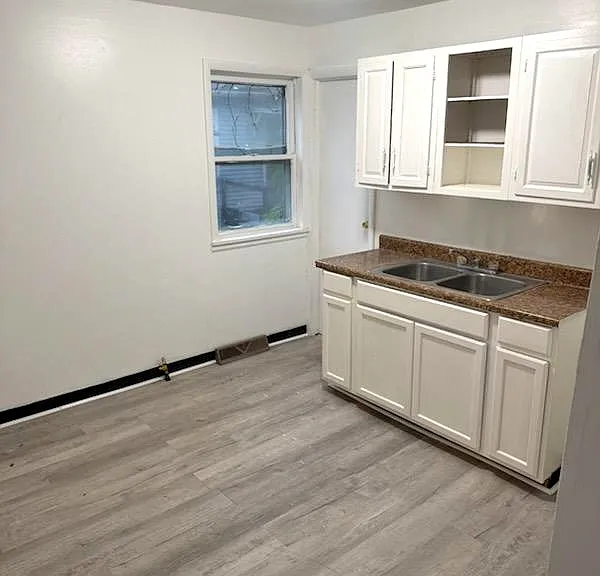 333 Park St — Photo 8