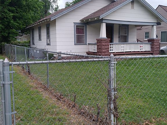 2nd image of 533 E Zion St