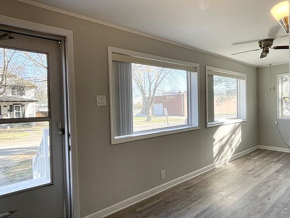 2nd image of 159 N Grand Ave