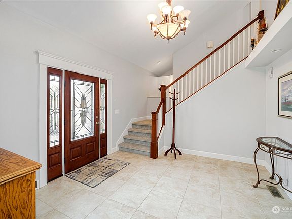 4th image of 2717 125th Avenue Ct E