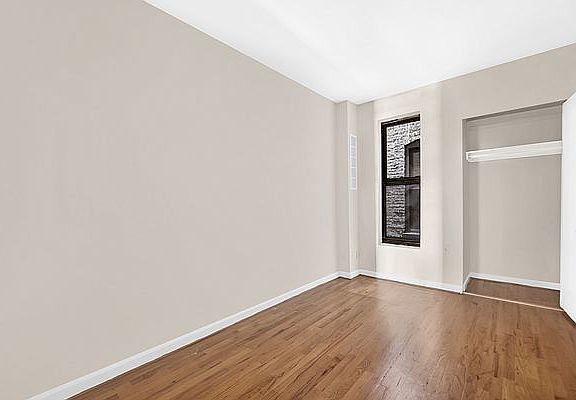 4th image of 404 E 63rd St APT 9