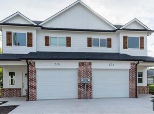 524 N Main St #524, Van Alstyne, TX 75495