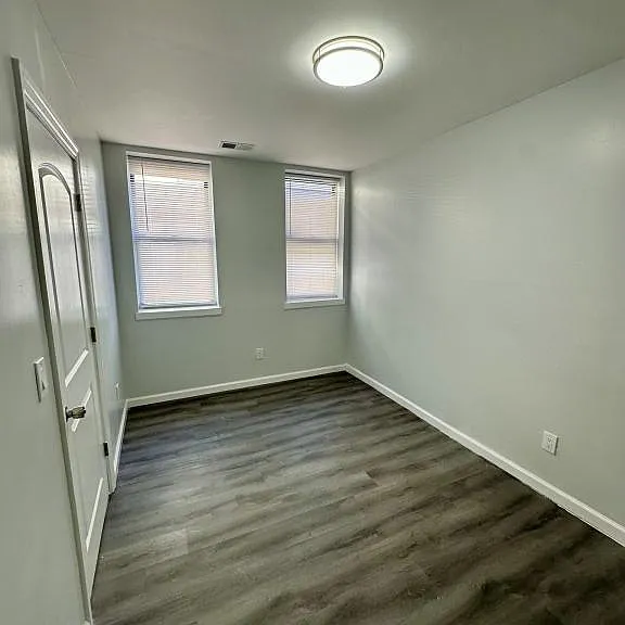 262 Grand St — Photo 18