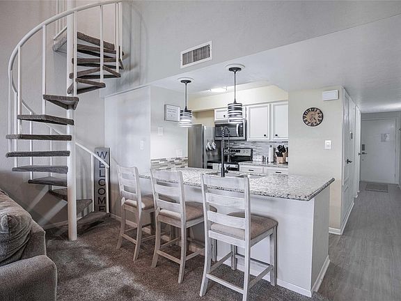 2nd image of 12500 Melville Dr 338D