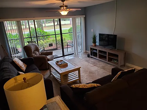 2800 Cove Cay Dr #1E Photo 1