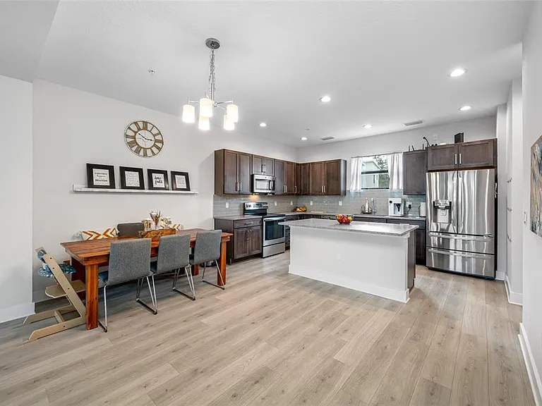 1171 25th Ln N — Photo 23