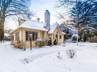 21575 Lake Rd, Rocky River, OH 44116
