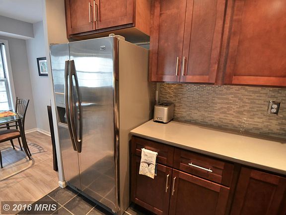 5th image of 2913 E Woodley St S #2