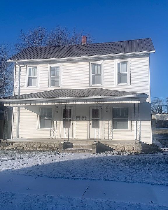 1st image of 209 E Warren St