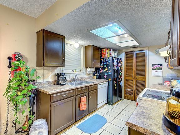 5th image of 1805 Eldorado Dr