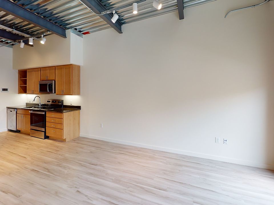2nd image of 132 S Main St #503