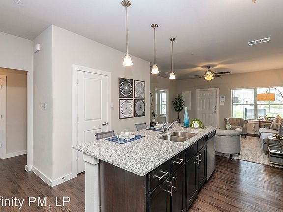 4th image of 168 Verbena Dr