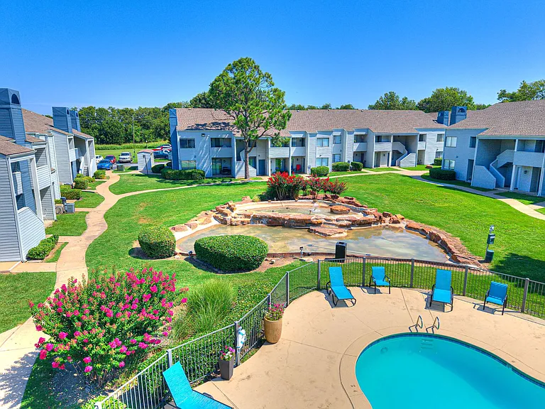 Boulder Ridge Apartments | Newly Remodeled East Tulsa | Broken Arrow Schools + W/D Hookups — Photo 9