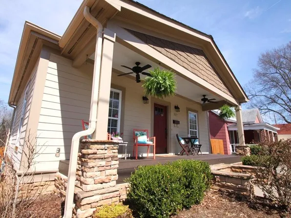 327 Mill Rd, Charlotte, NC 28216