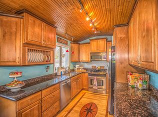 205 Belanger Rd, Westfield, MA 01073