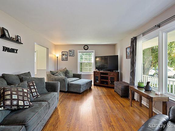 3rd image of 13002 8th Ave NW