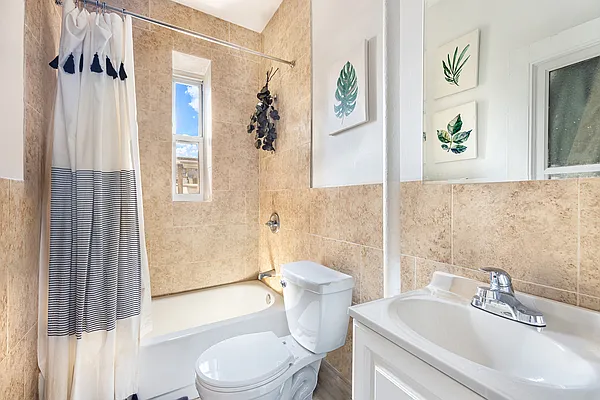 Rented by Compass | media 5