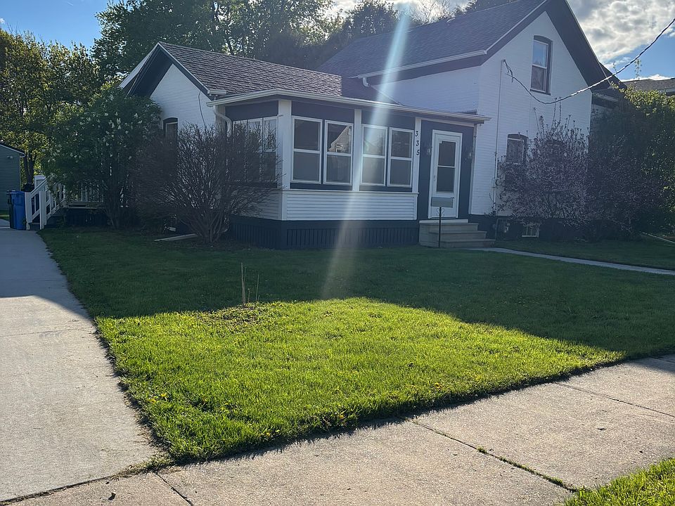 1st image of 335 W School St