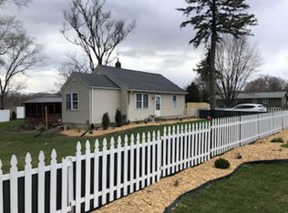 2009 Clearview St, Waterloo, IA 50707